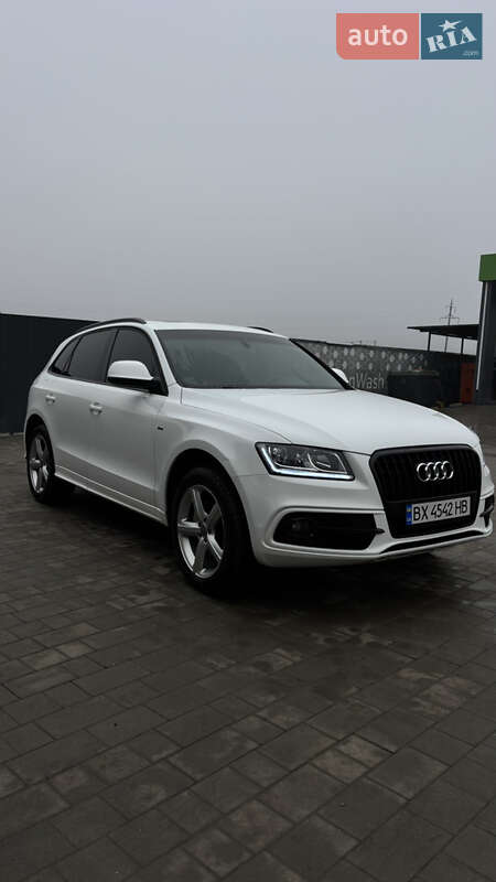 Внедорожник / Кроссовер Audi Q5 2013 в Каменец-Подольском