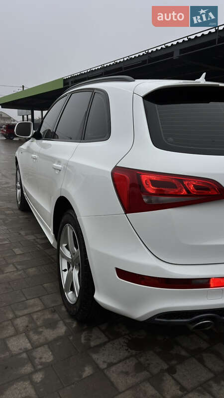 Внедорожник / Кроссовер Audi Q5 2013 в Каменец-Подольском