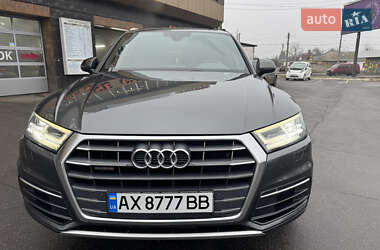 Внедорожник / Кроссовер Audi Q5 2017 в Харькове