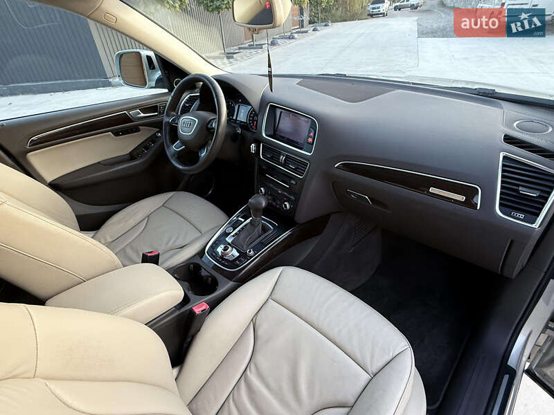 Внедорожник / Кроссовер Audi Q5 2014 в Павлограде