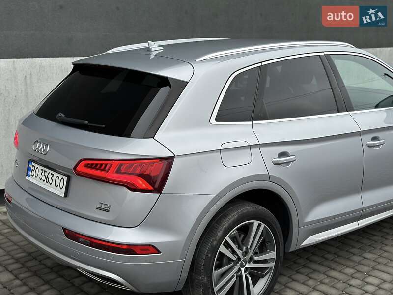 Внедорожник / Кроссовер Audi Q5 2016 в Тернополе