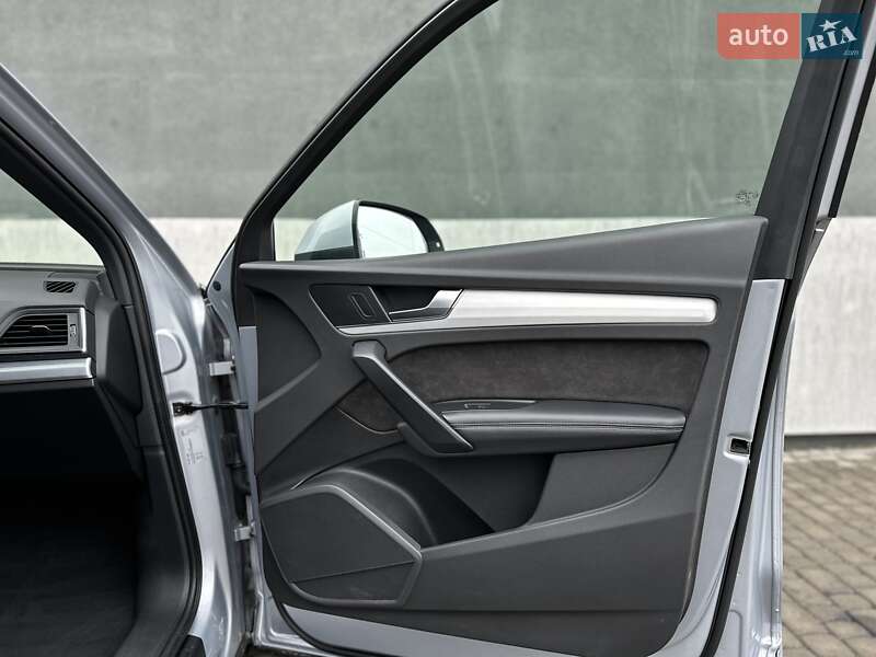 Внедорожник / Кроссовер Audi Q5 2016 в Тернополе