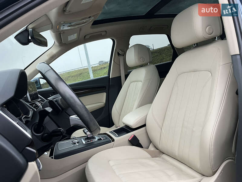 Внедорожник / Кроссовер Audi Q5 2018 в Львове фото 24 Внедорожник / Кроссовер Audi Q5 2018 в Львове