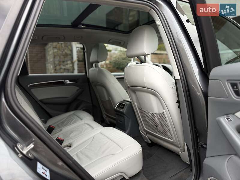 Внедорожник / Кроссовер Audi Q5 2016 в Стрые