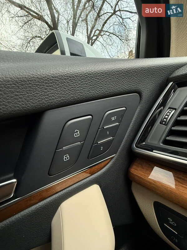 Внедорожник / Кроссовер Audi Q5 2022 в Киеве