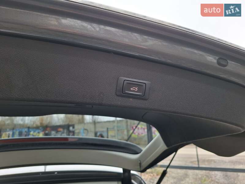 Внедорожник / Кроссовер Audi Q5 2015 в Луцке