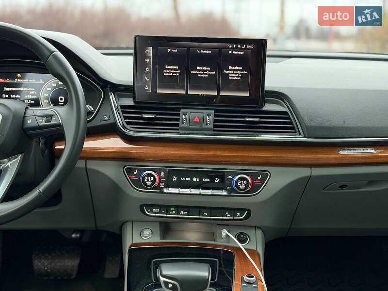 Внедорожник / Кроссовер Audi Q5 2021 в Кривом Роге