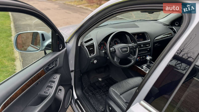 Внедорожник / Кроссовер Audi Q5 2016 в Ровно