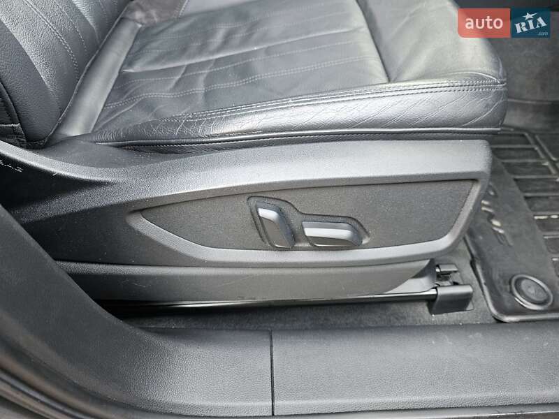 Внедорожник / Кроссовер Audi Q5 2017 в Луцке