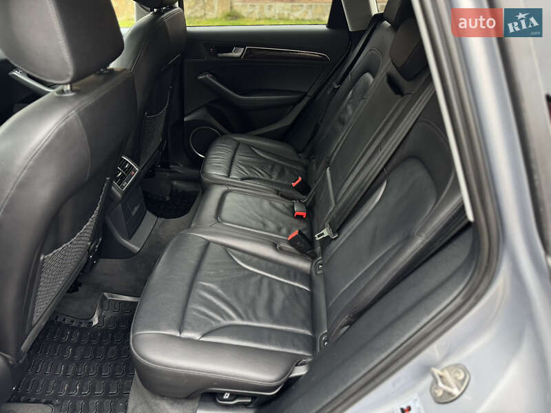 Внедорожник / Кроссовер Audi Q5 2016 в Ровно