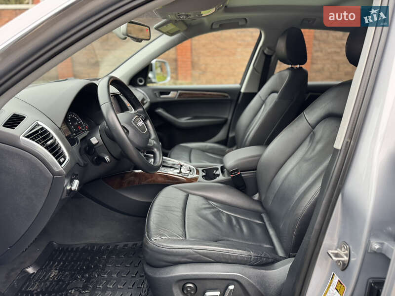 Внедорожник / Кроссовер Audi Q5 2016 в Ровно