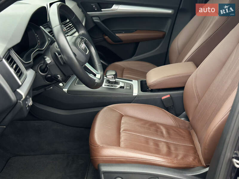 Внедорожник / Кроссовер Audi Q5 2020 в Ровно