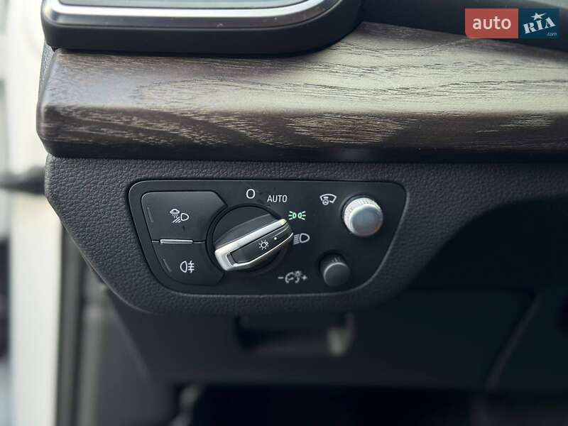 Внедорожник / Кроссовер Audi Q5 2018 в Ровно