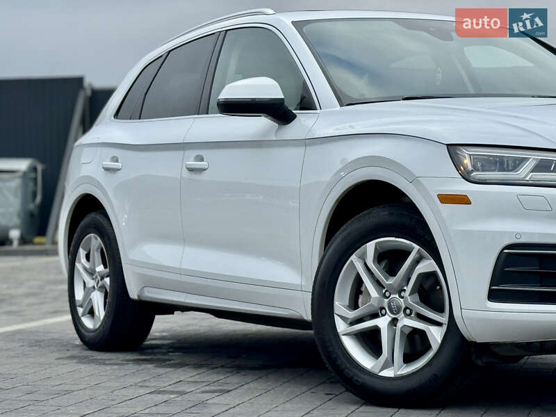 Позашляховик / Кросовер Audi Q5 2018 в Самборі