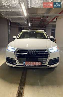 Внедорожник / Кроссовер Audi Q5 2018 в Львове