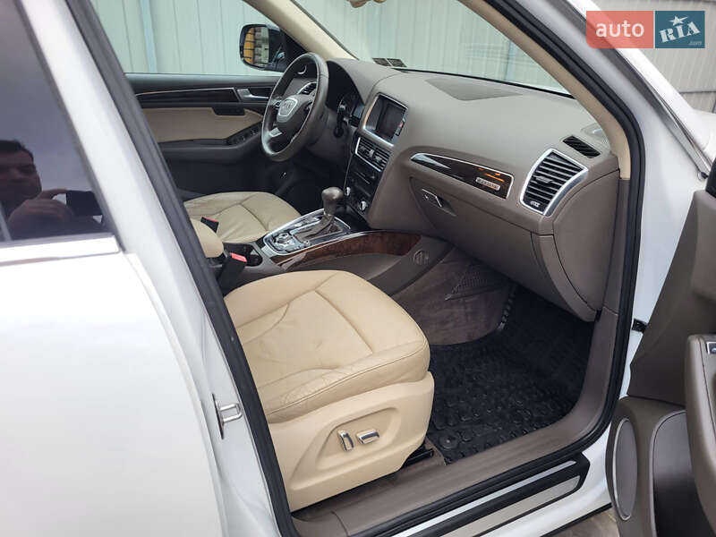 Внедорожник / Кроссовер Audi Q5 2013 в Львове