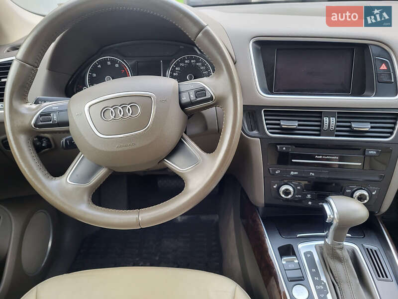 Внедорожник / Кроссовер Audi Q5 2013 в Львове