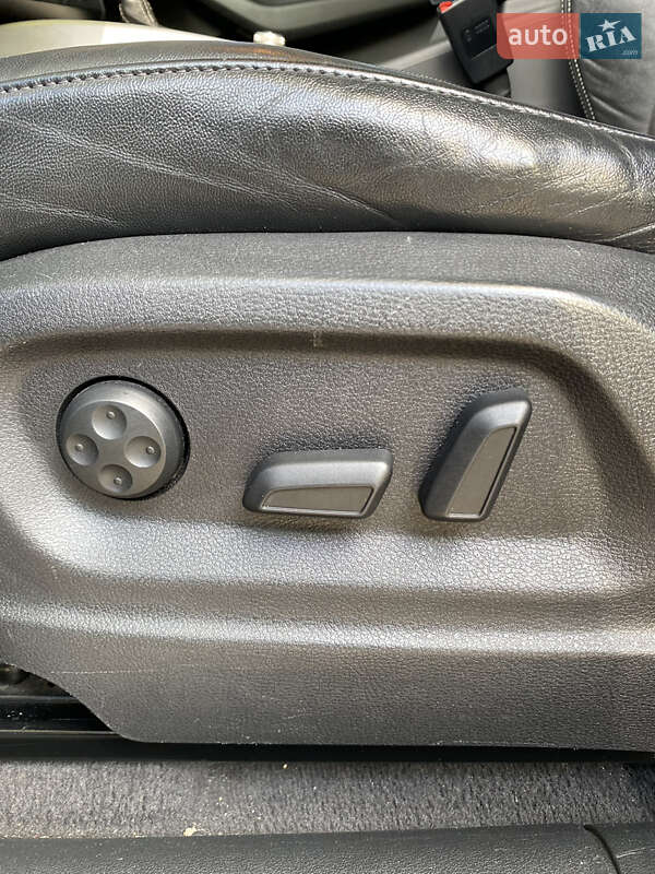 Внедорожник / Кроссовер Audi Q5 2010 в Каменец-Подольском