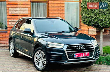 Внедорожник / Кроссовер Audi Q5 2017 в Киеве