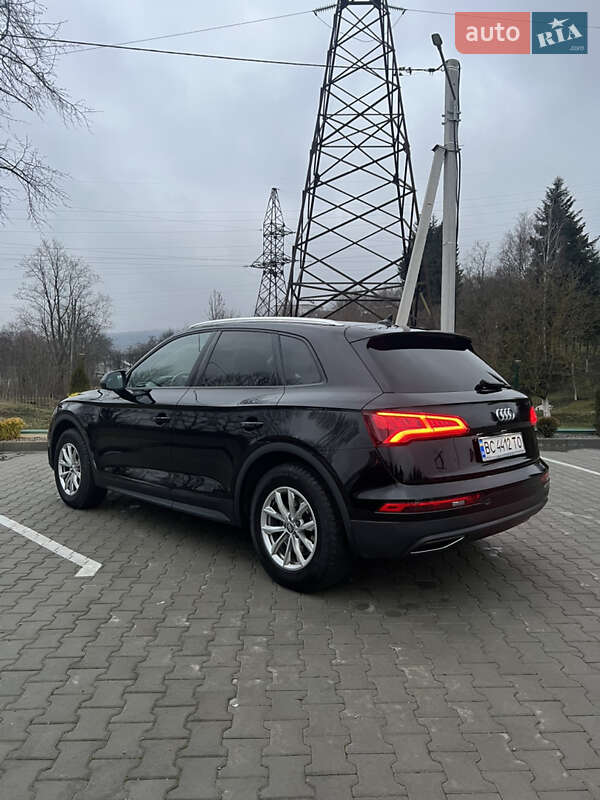 Внедорожник / Кроссовер Audi Q5 2020 в Киеве фото 7 Внедорожник / Кроссовер Audi Q5 2020 в Киеве