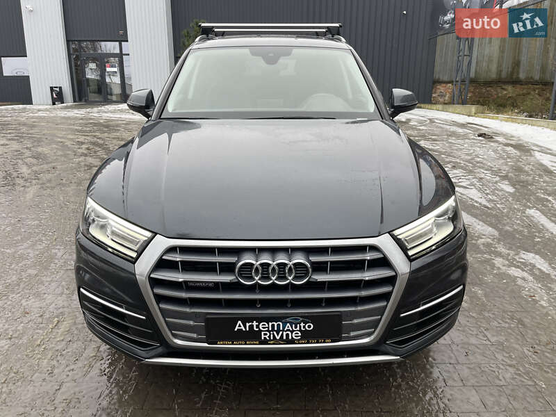 Позашляховик / Кросовер Audi Q5 2020 в Рівному