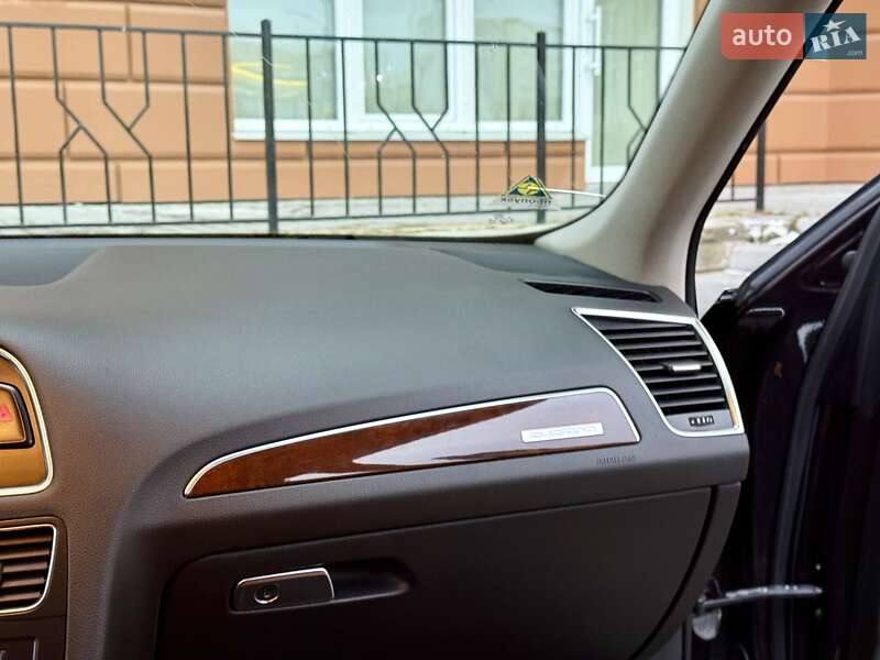 Внедорожник / Кроссовер Audi Q5 2009 в Одессе