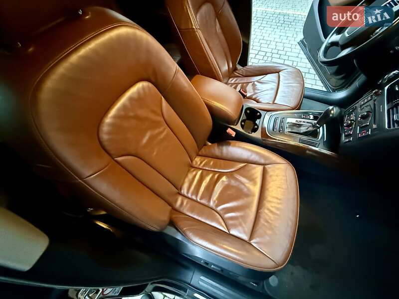 Внедорожник / Кроссовер Audi Q5 2009 в Одессе