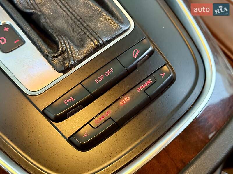 Внедорожник / Кроссовер Audi Q5 2009 в Одессе