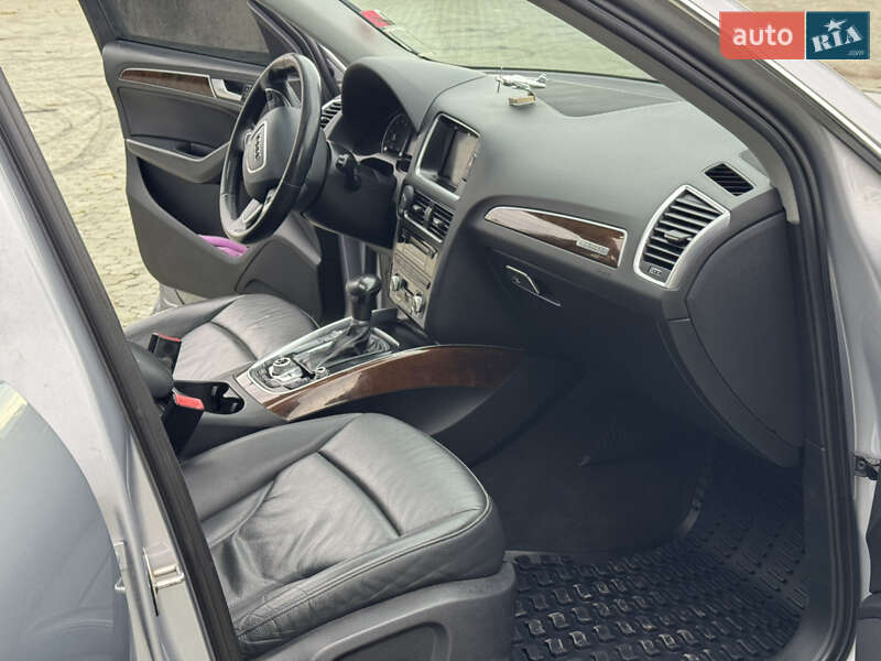 Внедорожник / Кроссовер Audi Q5 2015 в Дубно фото 9 Внедорожник / Кроссовер Audi Q5 2015 в Дубно