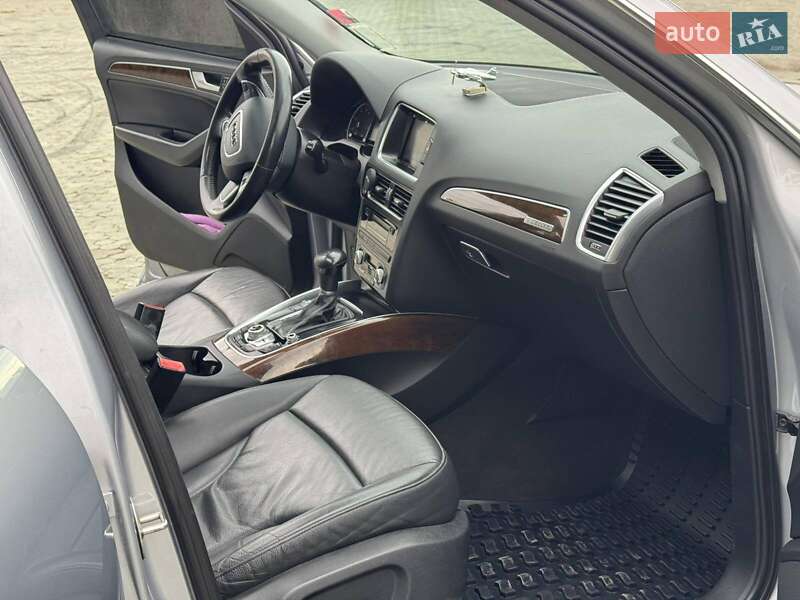 Внедорожник / Кроссовер Audi Q5 2015 в Дубно фото 28 Внедорожник / Кроссовер Audi Q5 2015 в Дубно