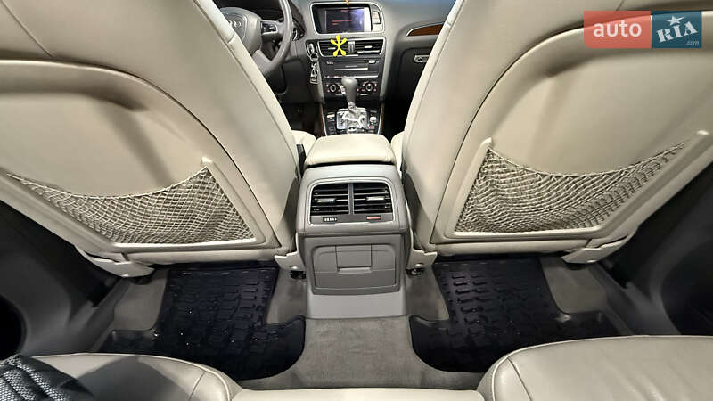 Позашляховик / Кросовер Audi Q5 2011 в Полтаві фото 24 Позашляховик / Кросовер Audi Q5 2011 в Полтаві