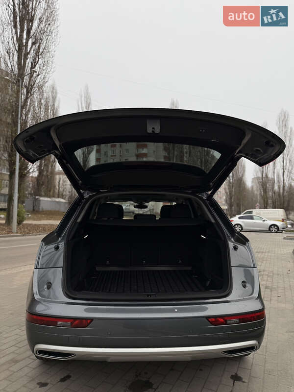 Позашляховик / Кросовер Audi Q5 2018 в Кременчуці