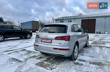 Позашляховик / Кросовер Audi Q5 2018 в Володимирі