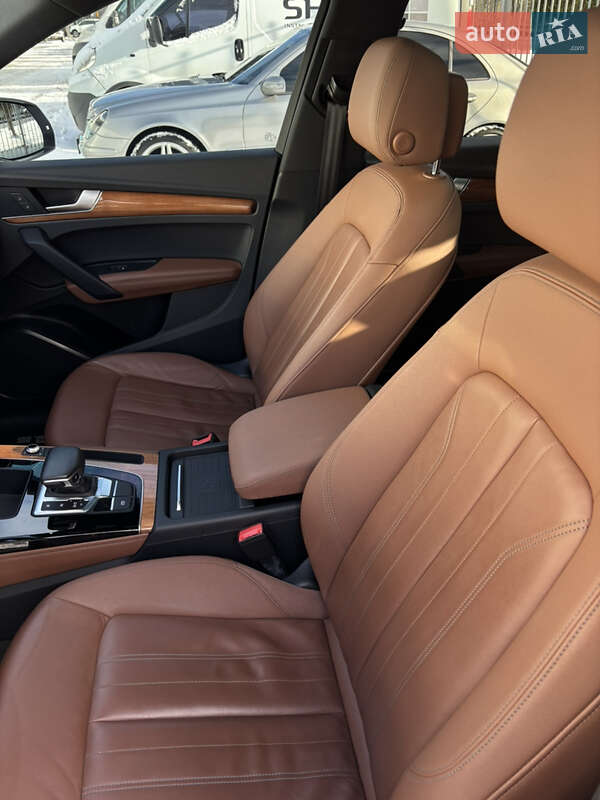 Позашляховик / Кросовер Audi Q5 2020 в Полтаві