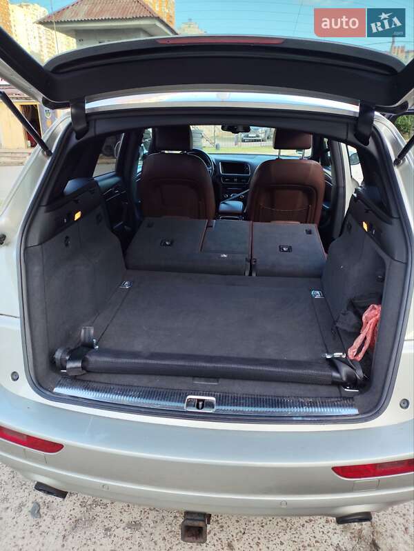 Позашляховик / Кросовер Audi Q5 2016 в Києві фото 17 Позашляховик / Кросовер Audi Q5 2016 в Києві