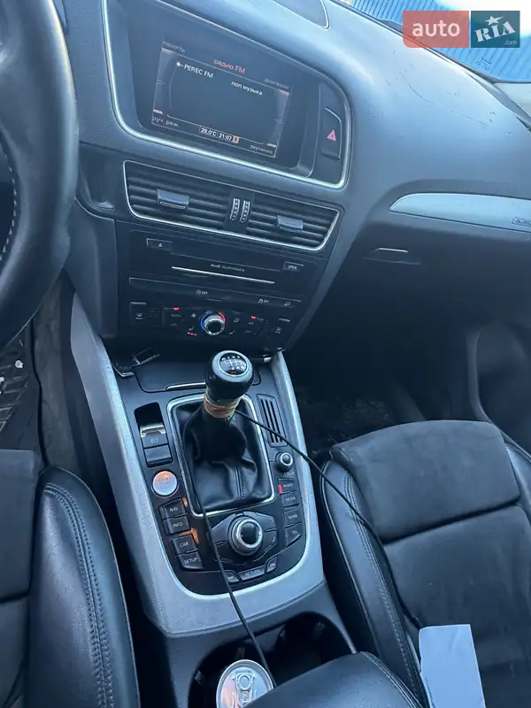 Audi Q5 2014 VIN WAUZZZ8R9EA115411 фото оголошення 4 з 49