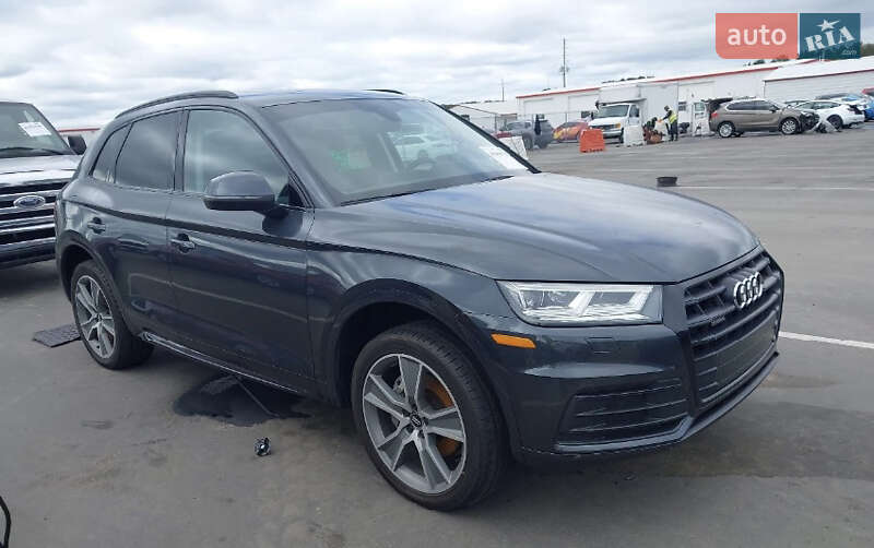 Внедорожник / Кроссовер Audi Q5 2019 в Львове