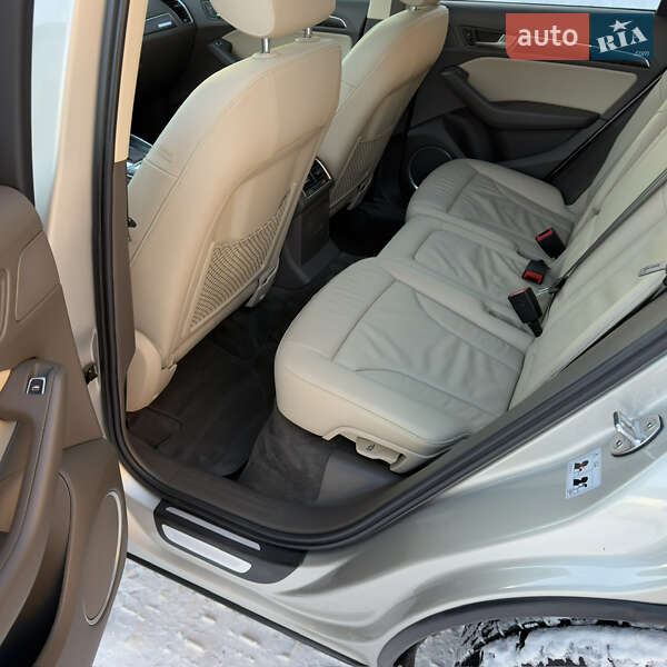 Внедорожник / Кроссовер Audi Q5 2015 в Луцке