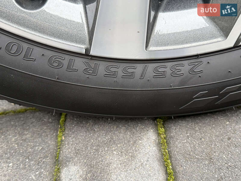 Внедорожник / Кроссовер Audi Q5 2024 в Коломые