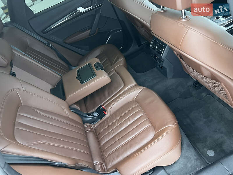 Внедорожник / Кроссовер Audi Q5 2018 в Львове