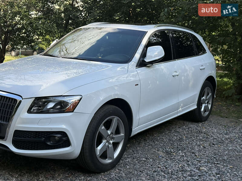 Позашляховик / Кросовер Audi Q5 2011 в Полтаві