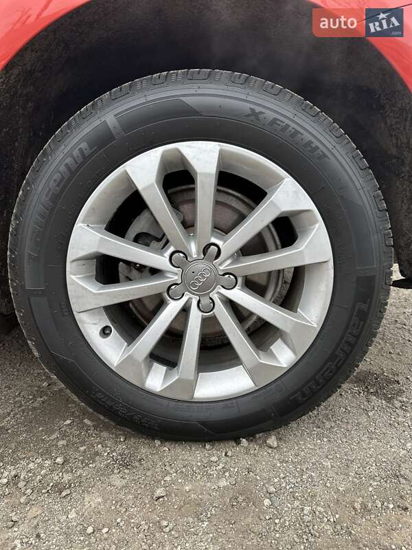 Позашляховик / Кросовер Audi Q5 2013 в Білогородці