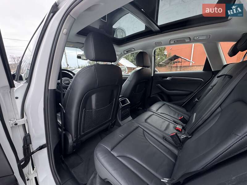 Позашляховик / Кросовер Audi Q5 2015 в Вінниці