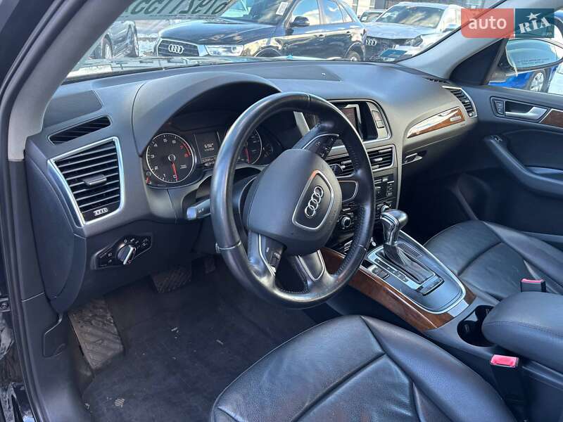 Позашляховик / Кросовер Audi Q5 2015 в Стрию