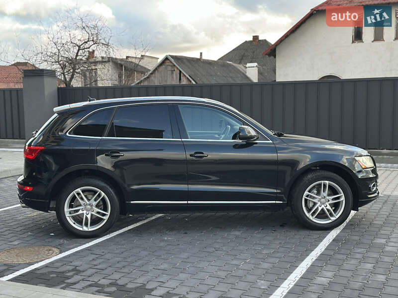 Позашляховик / Кросовер Audi Q5 2012 в Виноградові