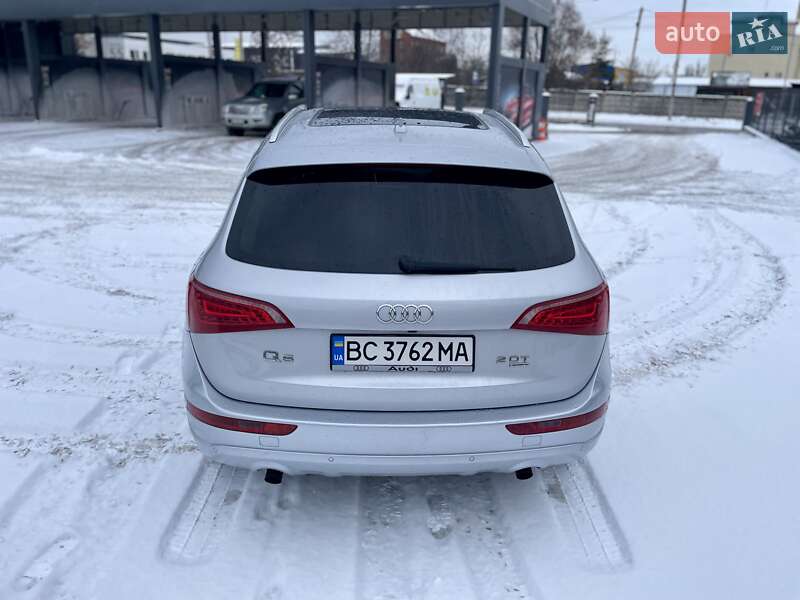Позашляховик / Кросовер Audi Q5 2011 в Львові