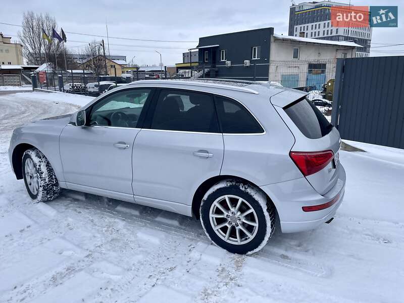 Позашляховик / Кросовер Audi Q5 2011 в Львові