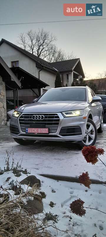 Внедорожник / Кроссовер Audi Q5 2020 в Стрые фото Внедорожник / Кроссовер Audi Q5 2020 в Стрые