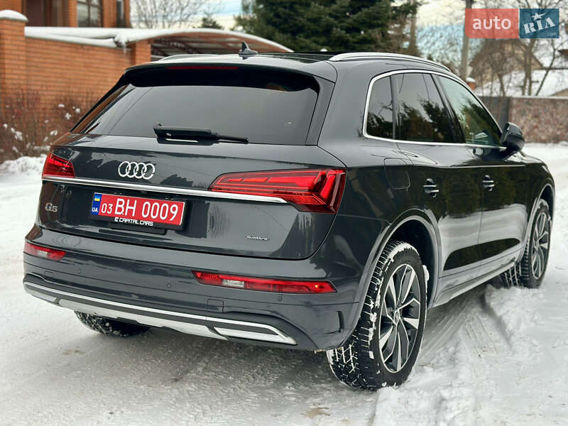 Внедорожник / Кроссовер Audi Q5 2021 в Киеве