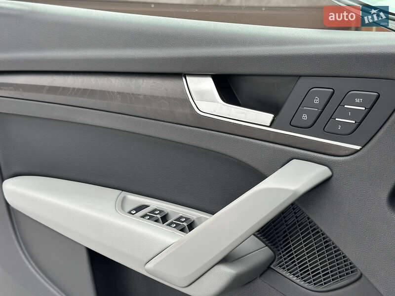 Внедорожник / Кроссовер Audi Q5 2018 в Киеве